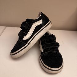 Converse unisex size 8