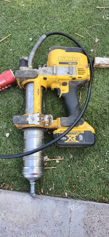 DeWalt Greese Gun