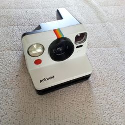 Polaroid Now Instant Camera