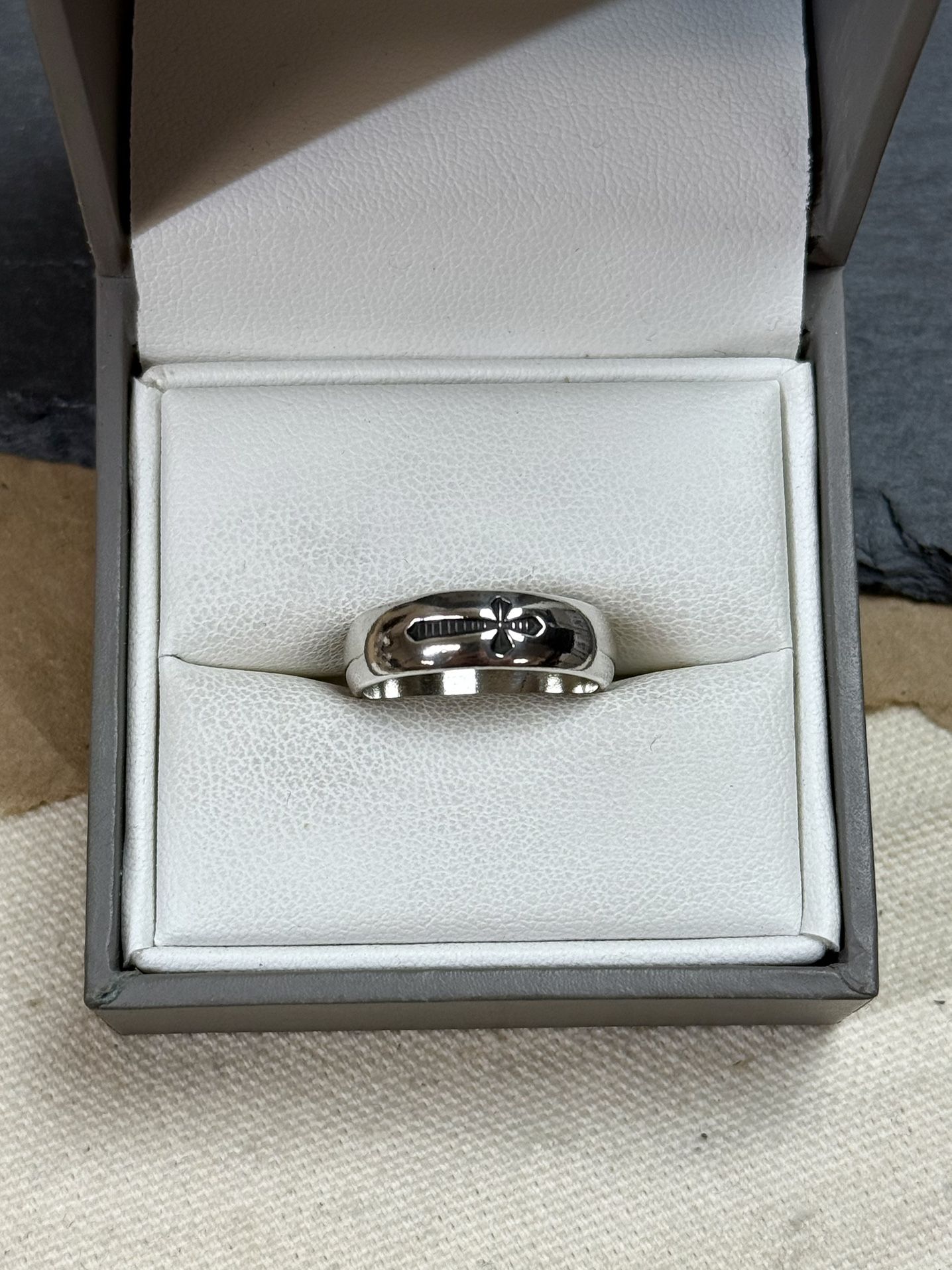 925 Sterling Silver Cross Engraved Band