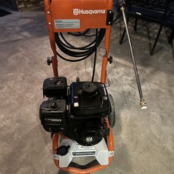 HUSQVARNA POWER WASHER.. NEW CONDITION