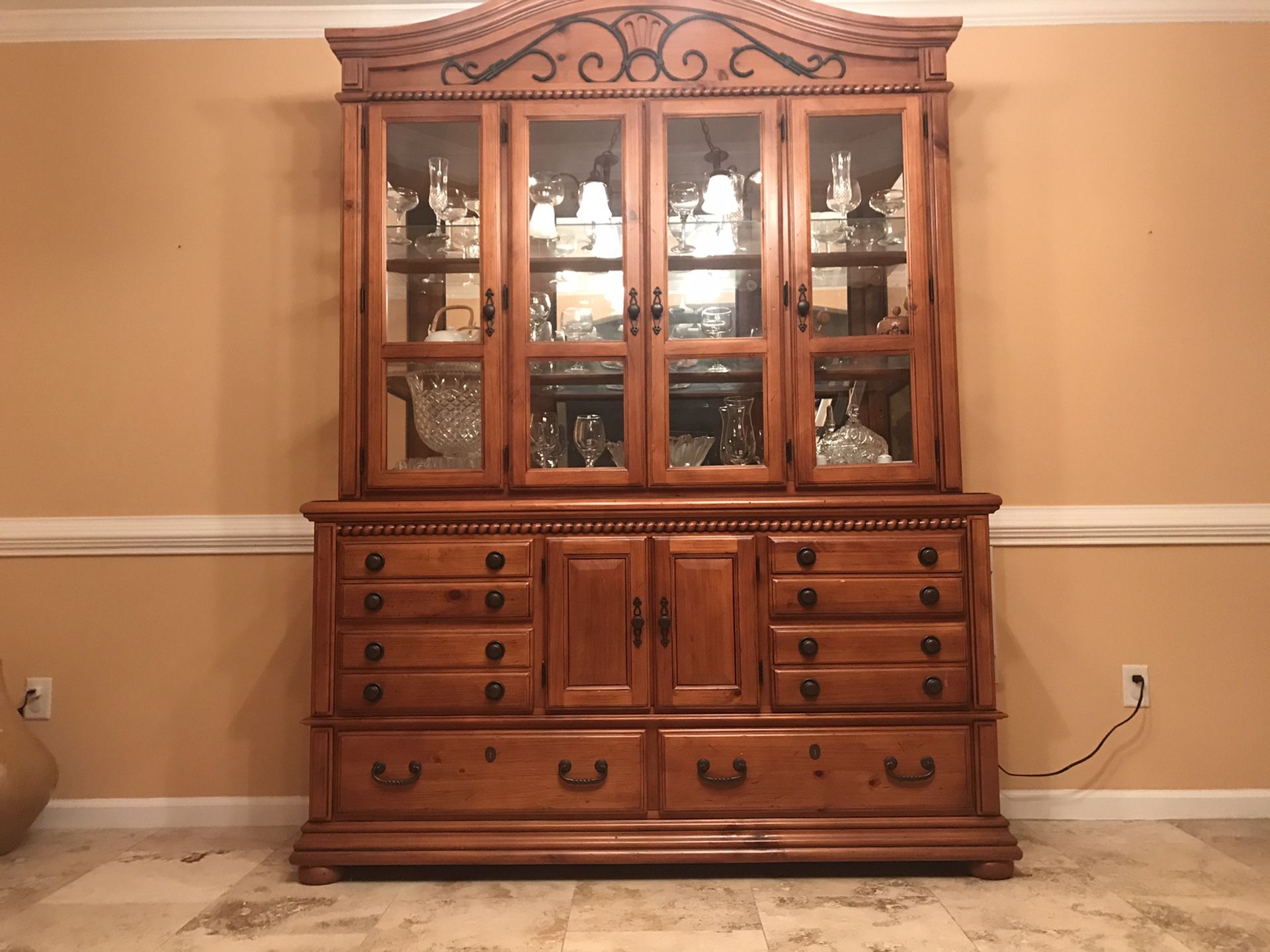 Oak wood china cabinet