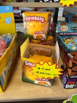 Cheese Squish Squeezy Cube
