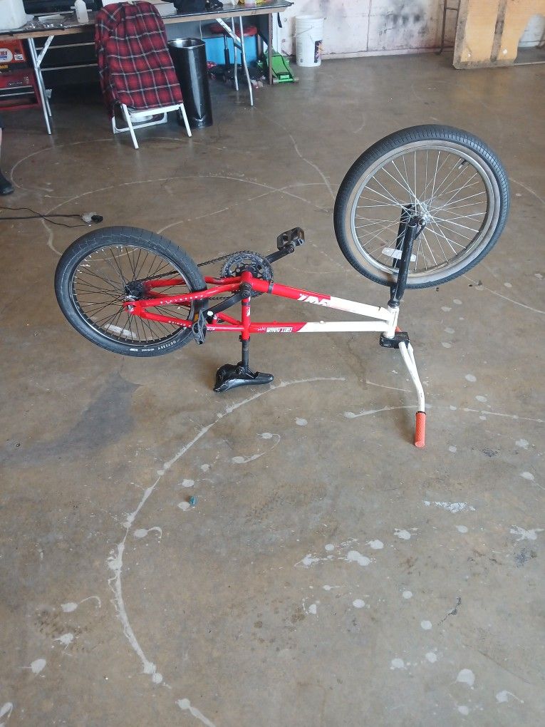 20 In H BMX