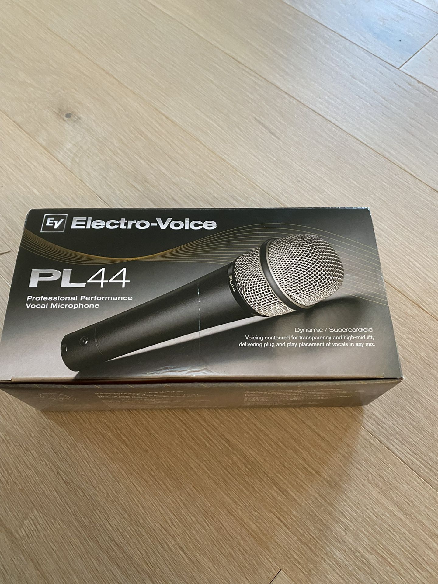 Electro-Voice PL44 Handheld Dynamic Vocal Microphone 
