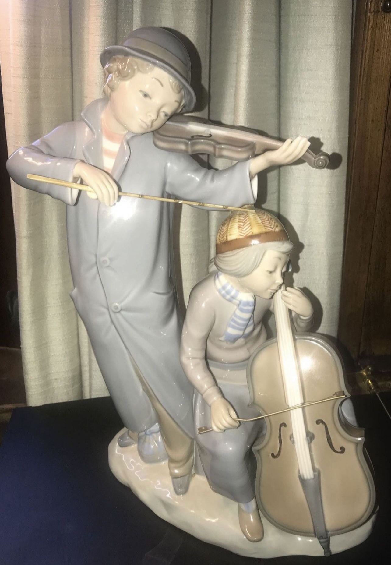 Rare Lladro Nao Figurine Street Musicians 684 $125 FIRM