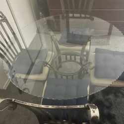 Dining Room Table 