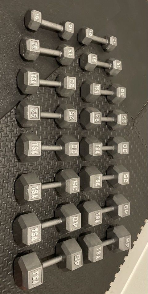 Set Of Cast Iron Hex Dumbbells From 10# To 45# Total Of 440 lbs Basically New