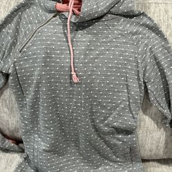 Mindy Mae's Market polkadot Hoodie | Size L