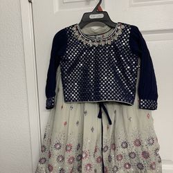 Girl’s Dress