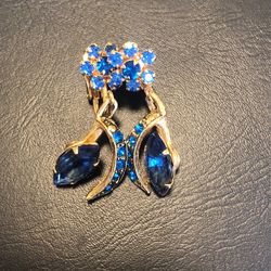 Vintage Costume Earrings 