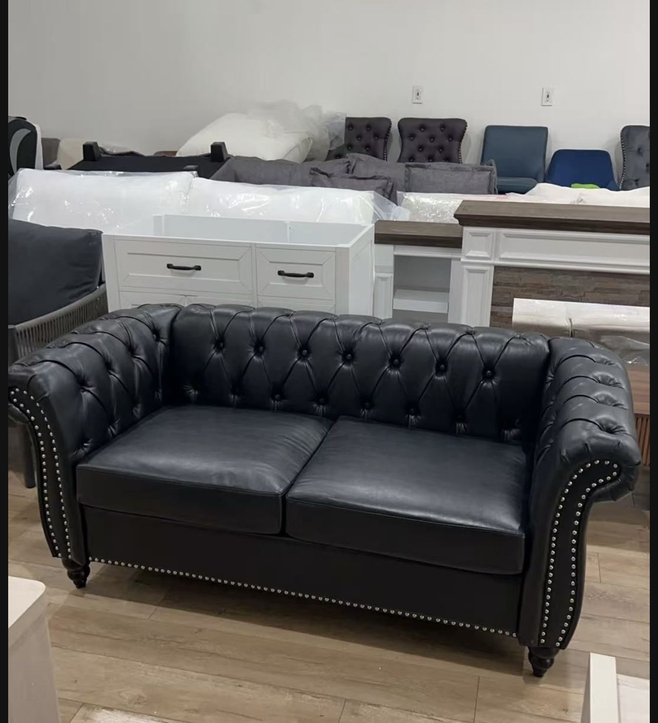 Leather Sofa, Chesterfeld Tufted Upholstered 2 Seater Couch, Modern Loveseat Couch Classic Furniture for Living Room Bedroom (Black)