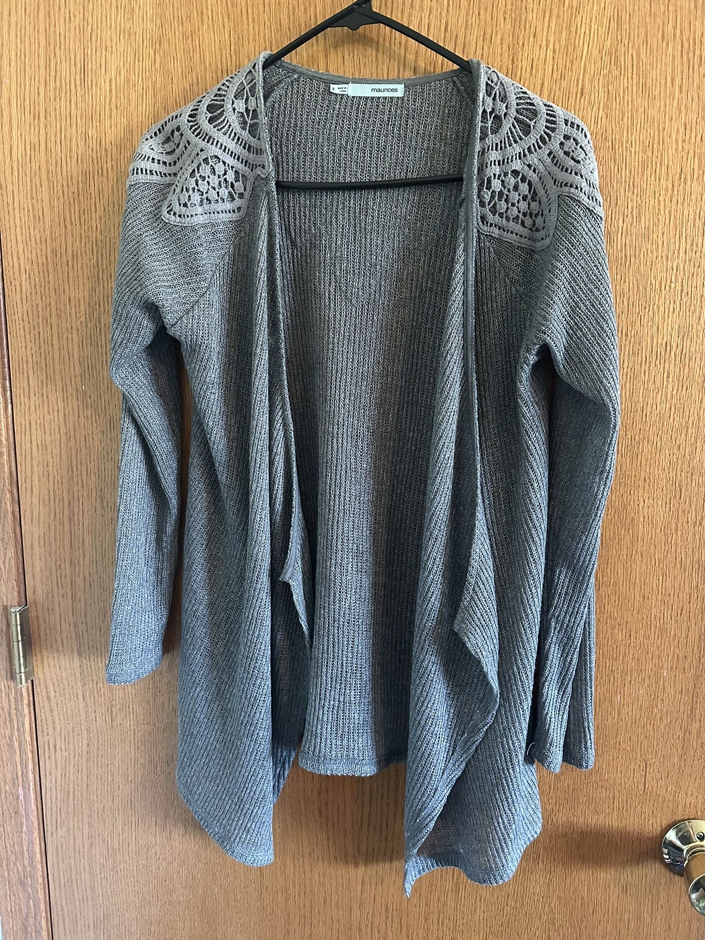 Women’s Sweater Size S