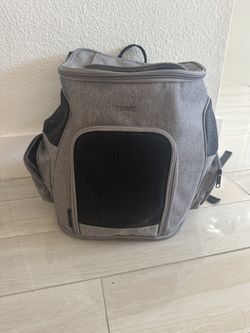Dog / Cat / Pet Carrier Backpack 
