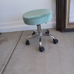 Stool