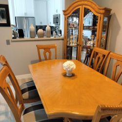 Dinning Table