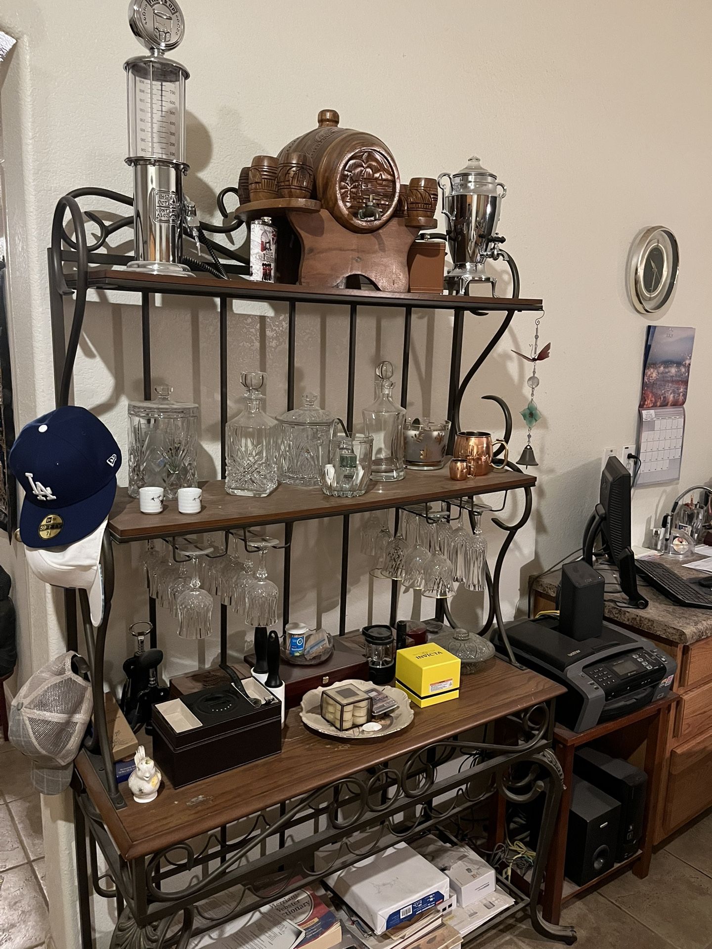 Household Items! Great Items!decor, Glassware Etc.