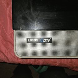 37in White Vizio Color HD,tv