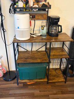 Bakers rack