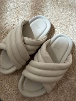H&M sandals size 8 - $8