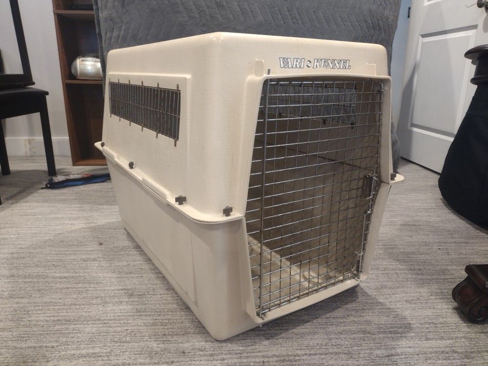 Large Dog Kennel