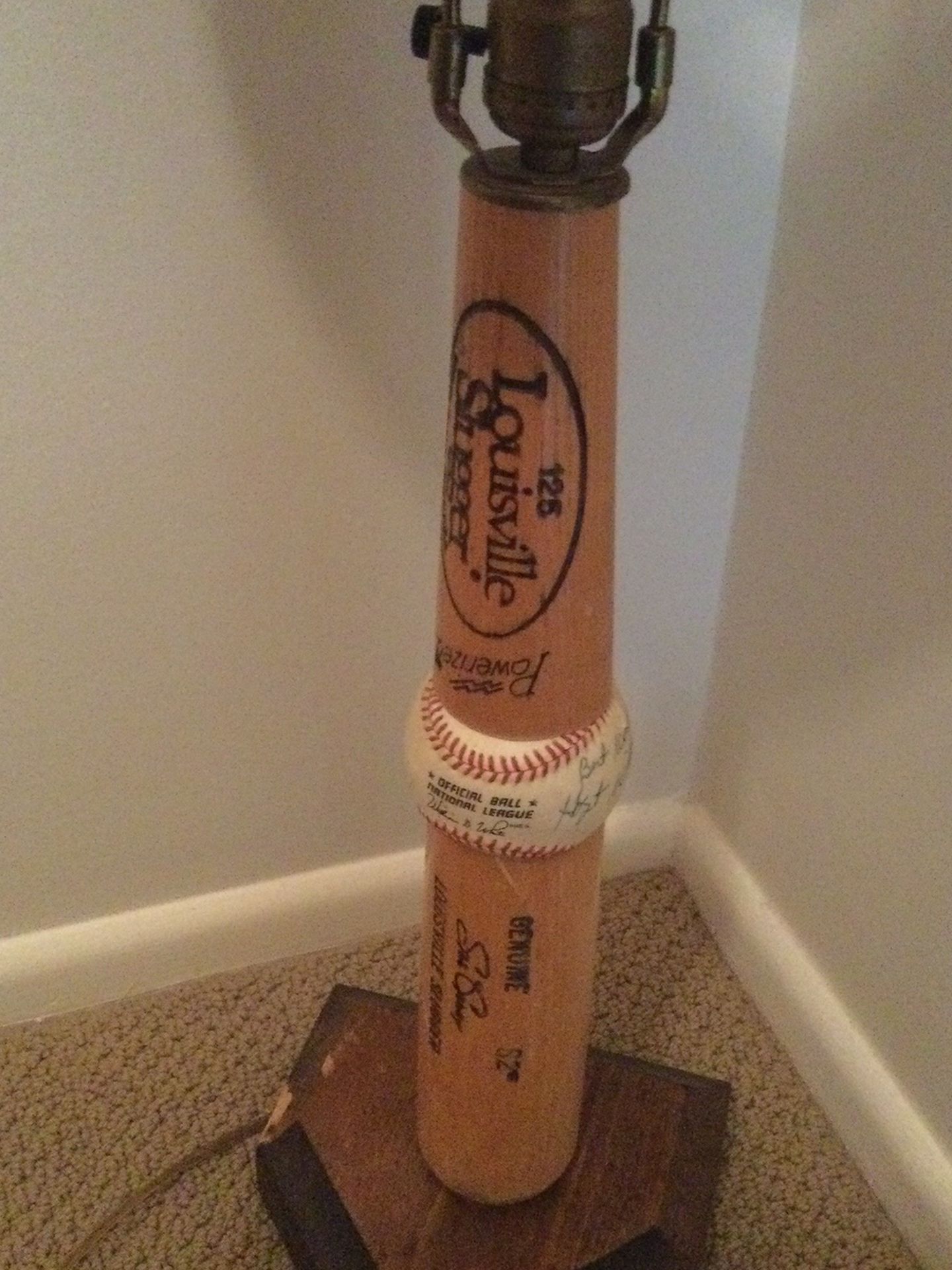 Hoyt Wilhelm Autographed Baseball Bat Lamp With Shade - Working Condition
