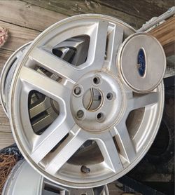 Rims  for a  1999 Ford Windstar  Van