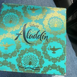 MAC × Disney Aladdin Powder Blush Always One Jump Ahead highlighter