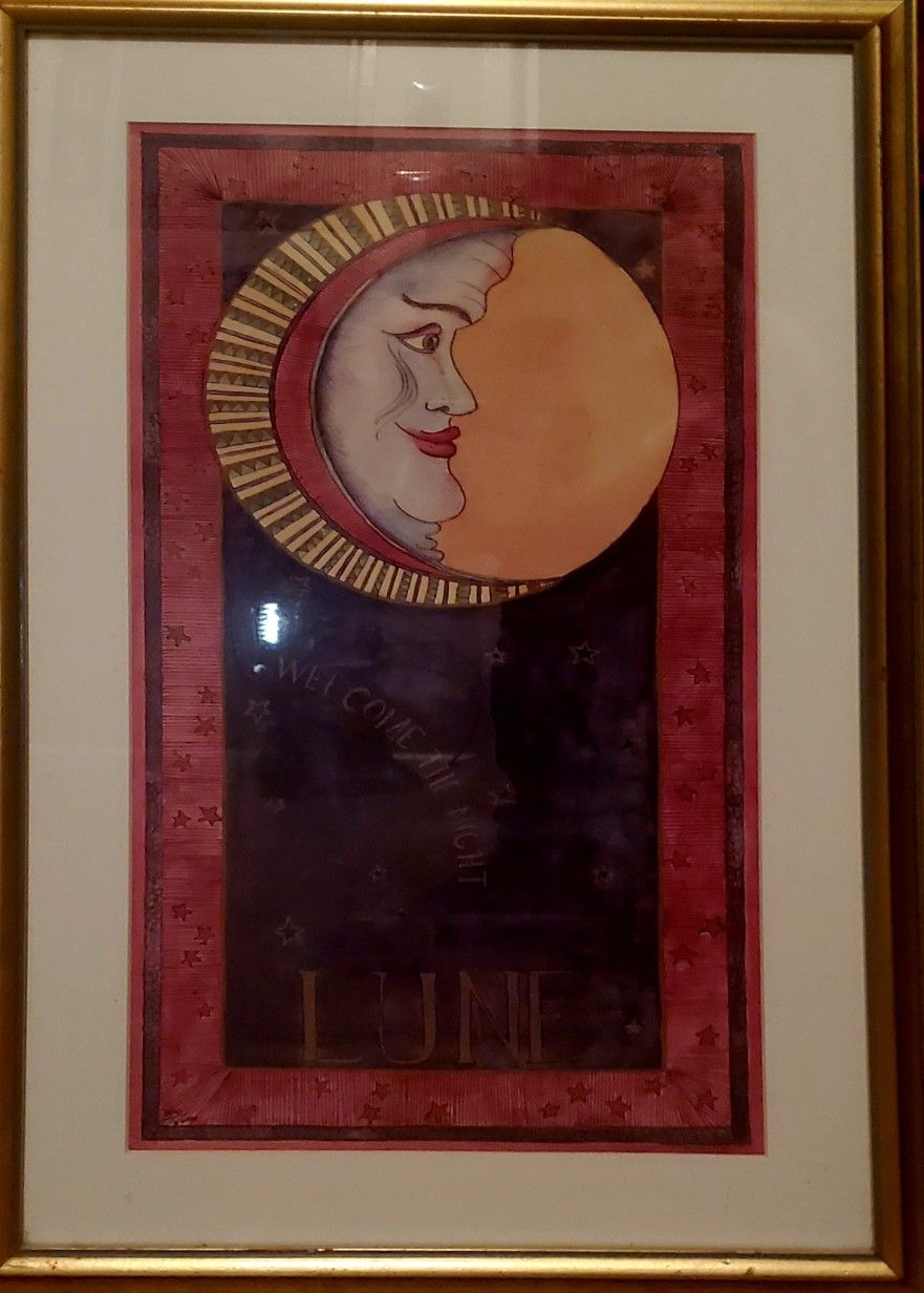 MOON IN LONG FRAME