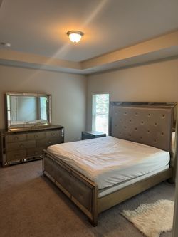 King Bedroom Set
