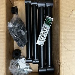 Dodge Ram 2500  4x4 Lift Control arms