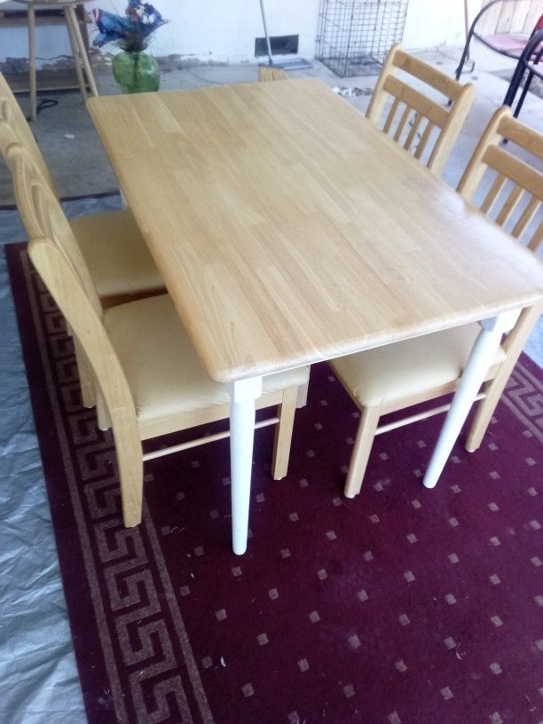 Dining Table With 4 Chairs