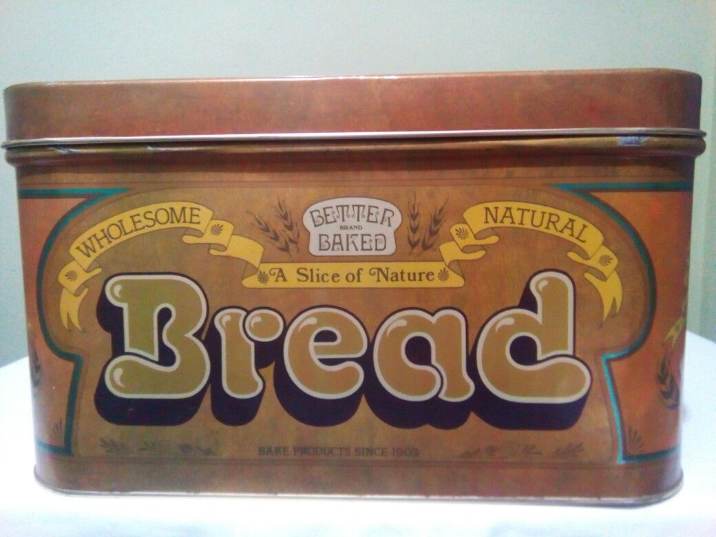 Vintage CHEINCO Better-Baked Brand Metal Tin Bread Box 1978 Made in USA