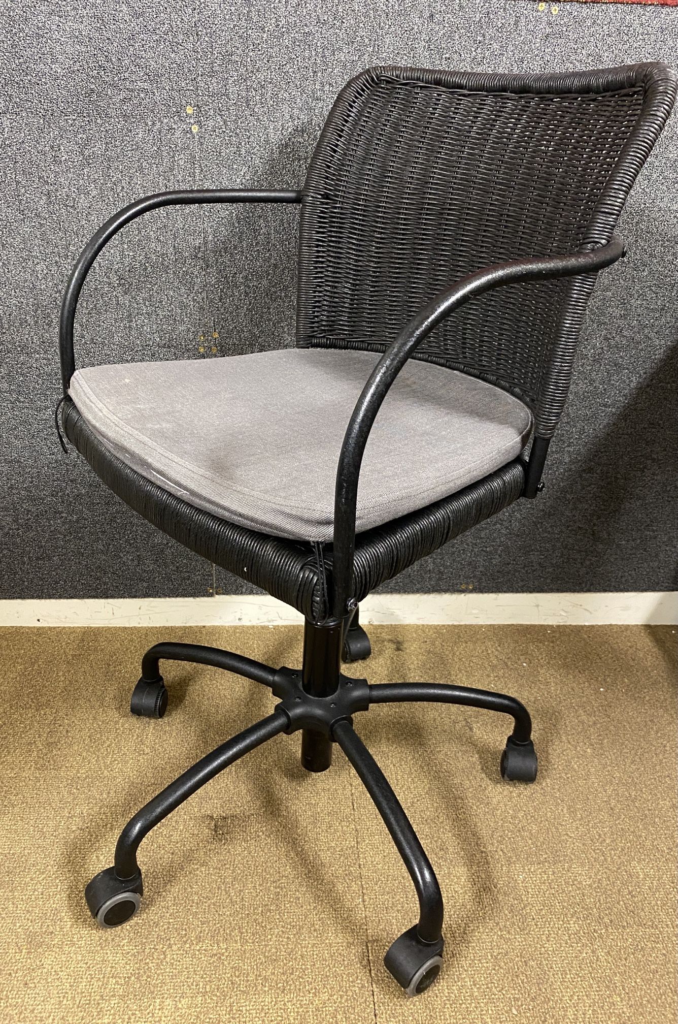 Black Widow Wicker Desk Chair