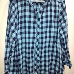 Women's Blue Flannel Button Up Shirt