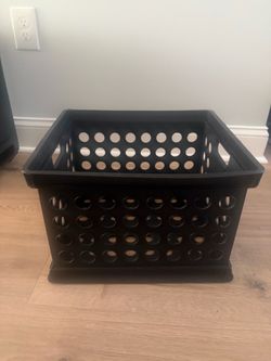 Storage crate