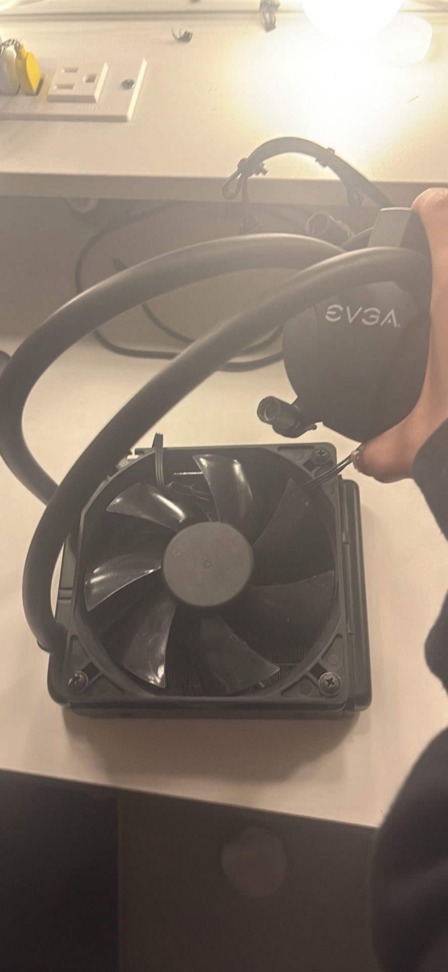 EVGA CLC 120 CL11 Water CPU Intel Cooler - Black (400-HY-CL11-V1)
