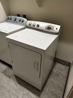 GE Profile White Gas Dryer