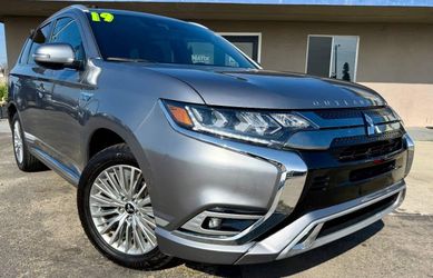 2019 Mitsubishi Outlander PHEV