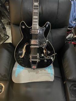 Hagstrom Viking DLX guitar