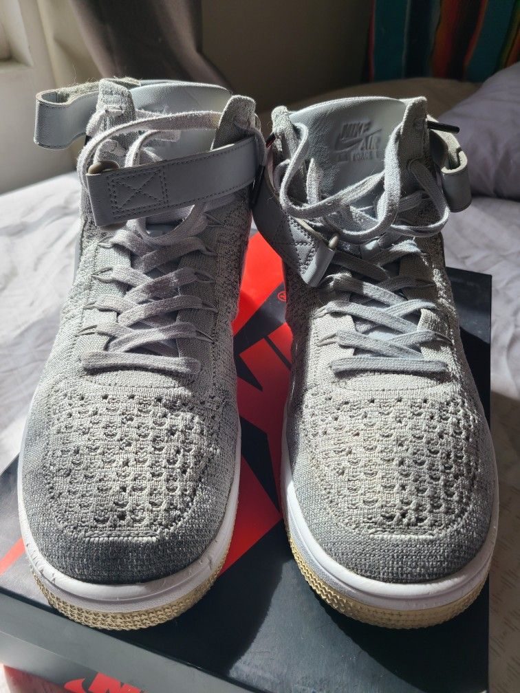 Nike Af1 Air Force 1 Flyknit Size 11 Shoes Sneakers