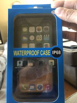 Never used great condition iPhone X waterproof case