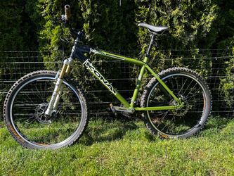 KONA CHUTE HARD TRAIL MTN BIKE