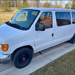 2003 Ford E-150