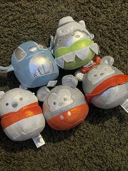 Disney 100 Years of Wonder Celebration (Platinum/Glitter) Squishmallows