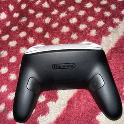Nintendo Switch Pro Controller 2