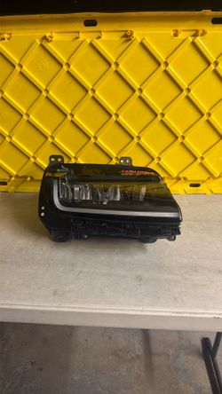 2025 2026 Dodge Challenger right Headlight LED Light Lamp OEM Mopar