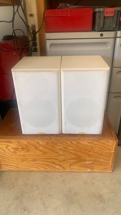 Paradigm bookshelf speakers