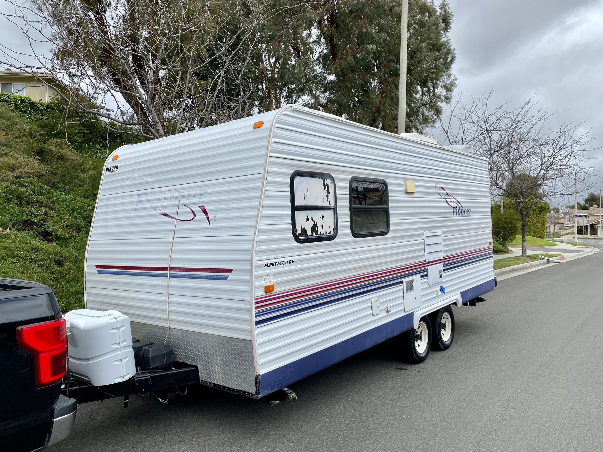 2004 Fleetwood, Pioneer