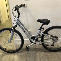 Women’s Trek Step Thru Hybrid Trails Leisure Fun Tuned Ready/Ride 